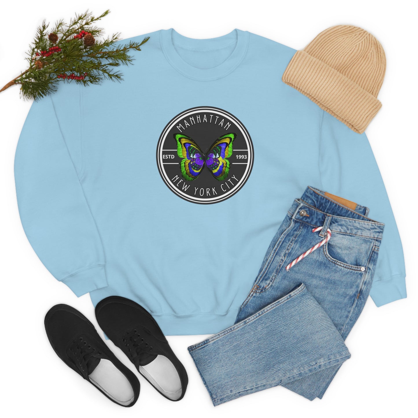 MANHATTAN NYC- Unisex Heavy Blend Crewneck Sweatshirt (VARIETY OF COLORS) "NYC Style Is Always Trending"